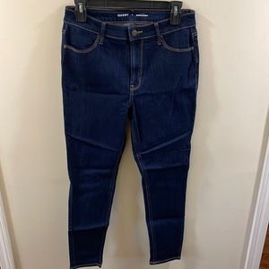 Old Navy blue skinny jeans